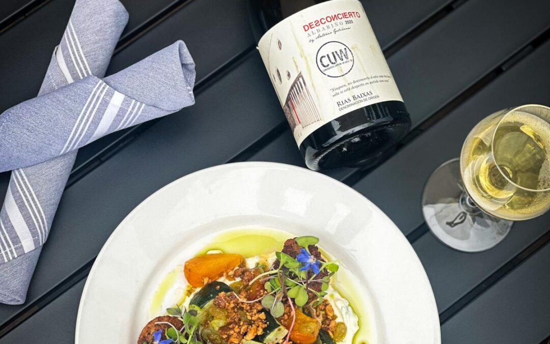Feast Weekend Special – Seared Scallops with Jalapeno Labneh