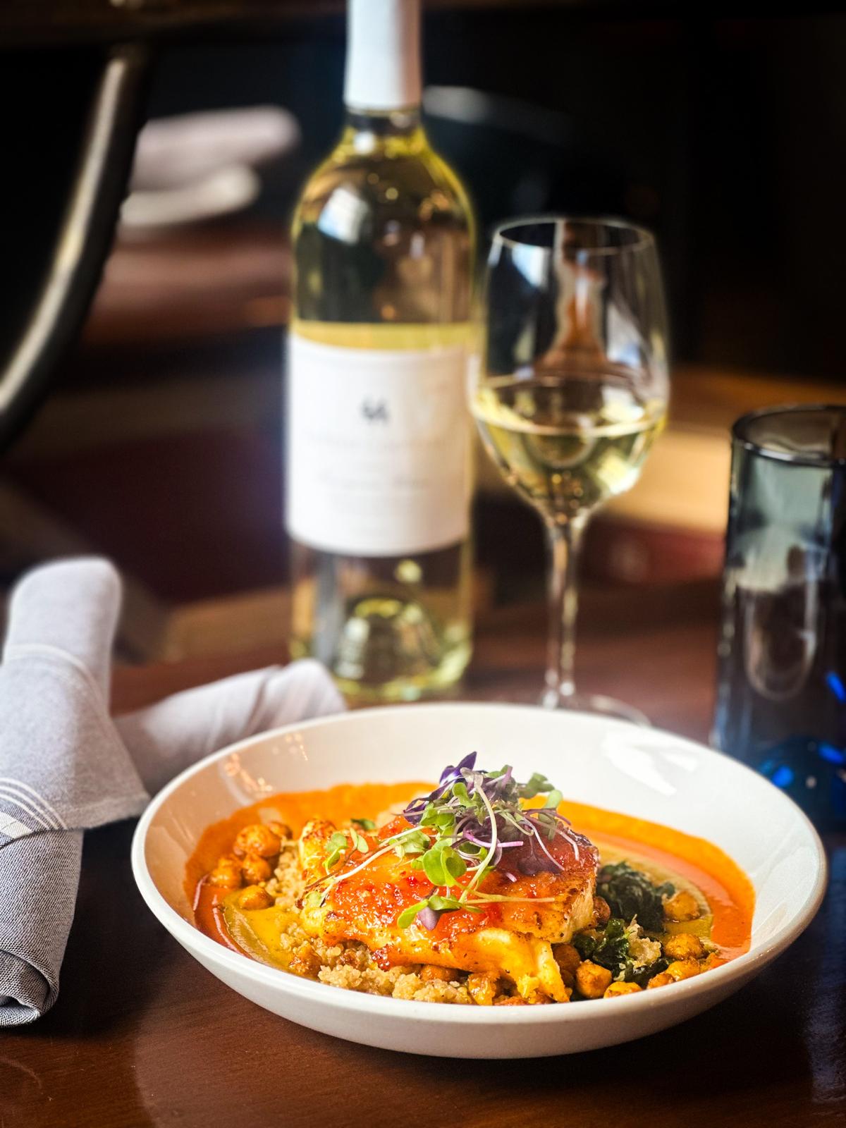 Halibut and pineapple glaze - coquerel sauv blanc